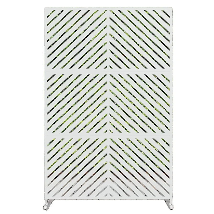 Outdoor steel screen with LED lighting Outdoor steel screen with LED lighting